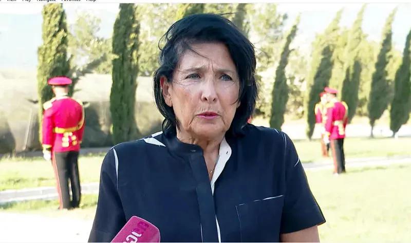 Президент Грузии – Мы должны образумиться, увидеть, где наша общая опасность и вместе бороться с общим врагом, а не друг с другом