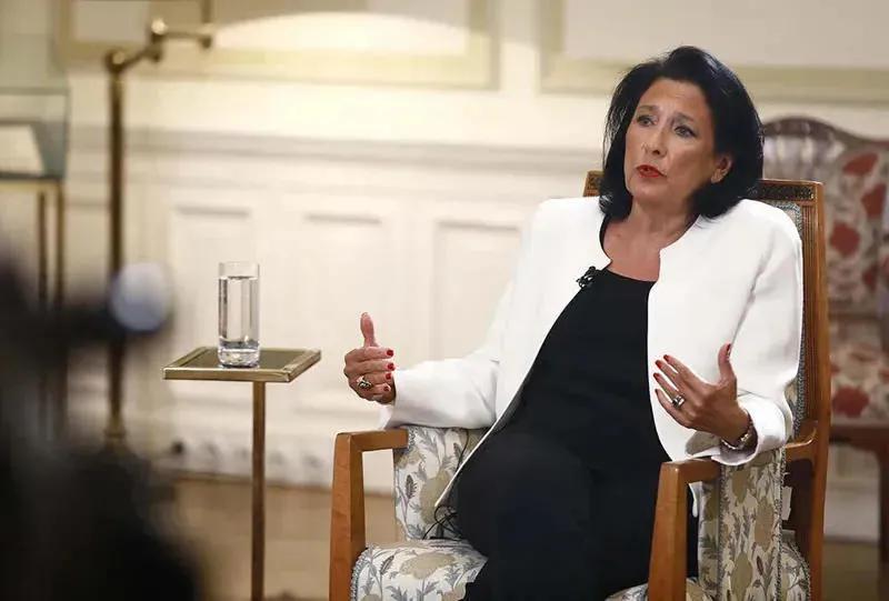 Президент о Бидзине Иванишвили - Сегодня в грузинской политике нет другого олигарха, кроме Иванишвили