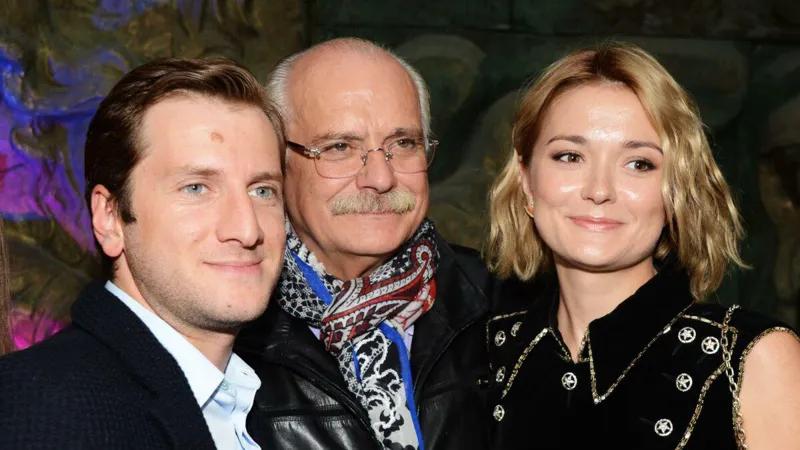 «Я не принимал решение Нади, но понимал, что обаяние грузина перевесит все мои слова» - что рассказывает Никита Михалков о разрушенной семье дочери и Резо Гигинеишвили