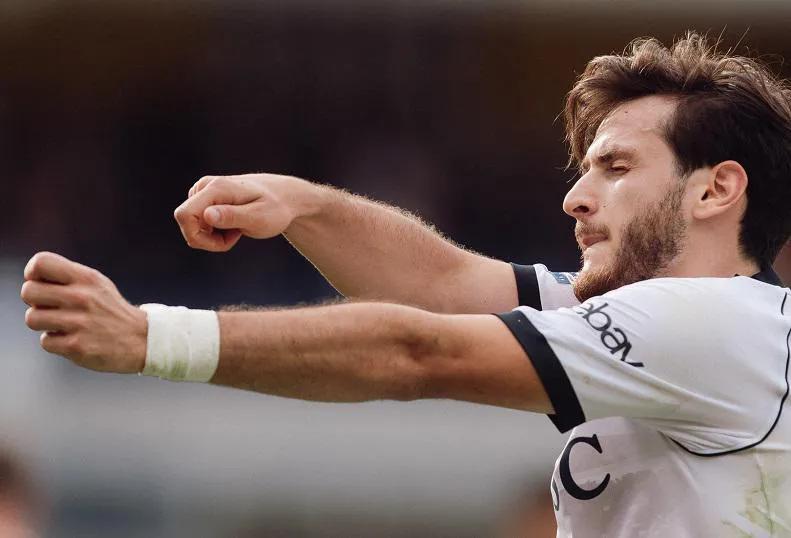 The Guardian публикует список ТОП-100 футболистов 2023 года - на первом месте Эрлинг Холанд, какое место занимает Хвича Кварацхелия?