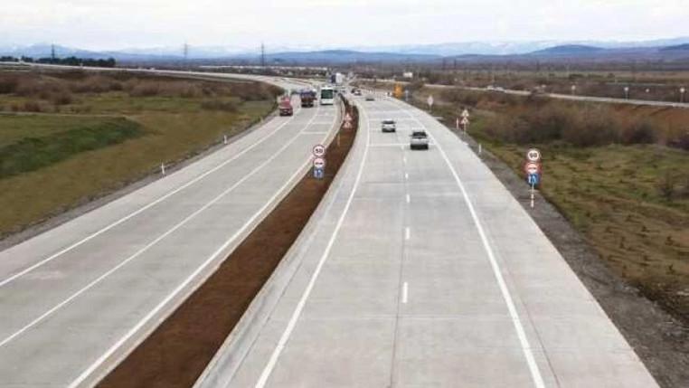 На дорогу от Красного моста до Сарпи  вместо 8 часов потребуется 4