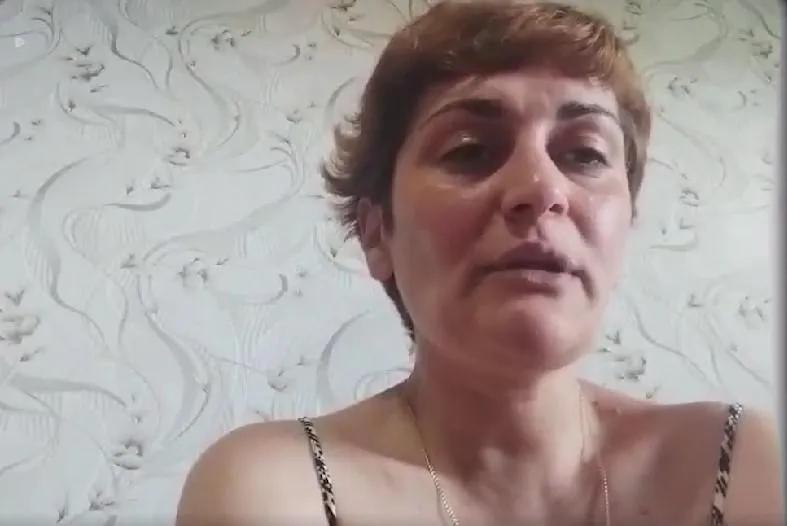 Невероятная история: 39-летняя женщина нашла биологических родителей, которых искала 9 лет - «Сводный брат по отцу оказался моим одноклассником»