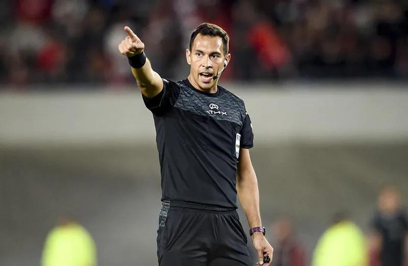 Кто будет судить матч Турция-Грузия? - Судья, который удалил за один матч 10 игроков...