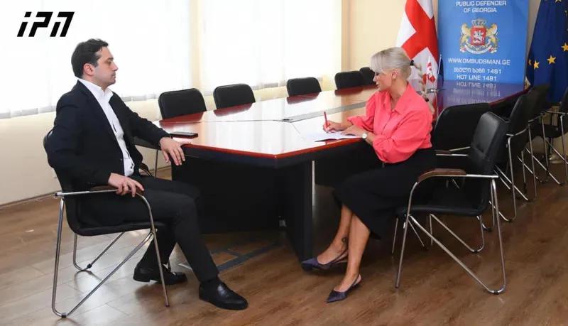 Народный защитник – К сожалению, президент за время своего пребывания в должности не использовала эффективно механизм амнистии, и число помилованных заключенных очень мало