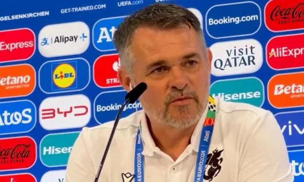 «Какие-то глупцы критикуют меня каждый день, прошу прощения за такой тон, но из-за всего этого последние несколько дней у меня плохое настроение… Я очень далек от политики» - Вилли Саньоль