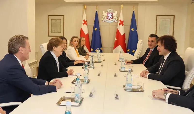 Ираклий Кобахидзе – На встрече с сенатором Шахин и конгрессменом Тернером я еще раз отметил готовность Грузии перезагрузить наши отношения ради укрепления двусторонних связей