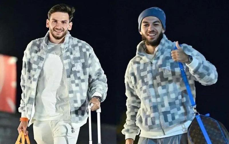 Хвича Кварацхелия и Георгий Микаутадзе прибыли на сборы в одинаковых куртках LOUIS VUITTON – сколько стоит  одежда футболистов?