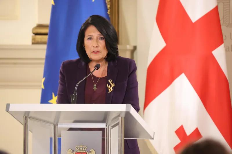 «Не будет никакой инаугурации» - Я остаюсь вашим президентом! - Саломе Зурабишвили