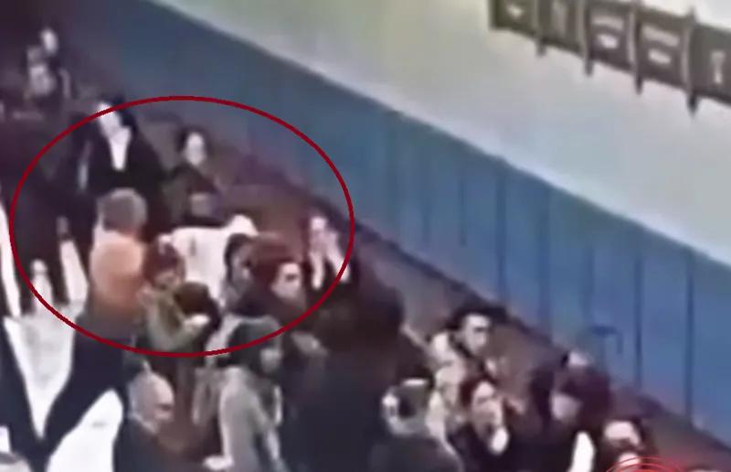 «Толкнул, а потом смеялся» — детали падения пассажира на рельсы на станции метро «Госуниверситет»: задержан один человек