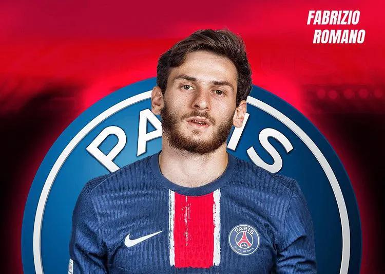 «Сделка состоялась! Кварацхелия подпишет пятилетний контракт» - Фабрицио Романо публикует подробности о переходе Хвичи Кварацхелия в ПСЖ