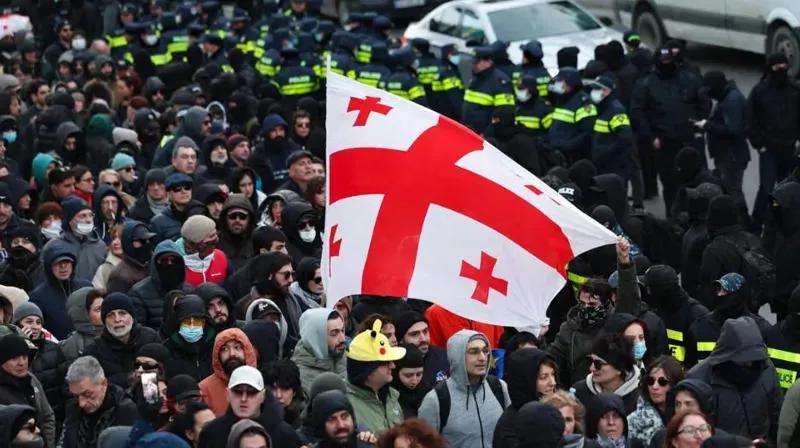 Литва упразднила безвизовый режим для владельцев грузинских дипломатических и служебных паспортов