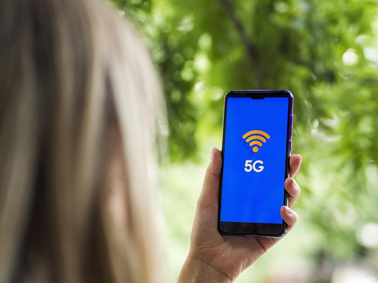 Число пользователей мобильного интернета в Грузии увеличилось на 280 тысяч — сколько человек им пользуются