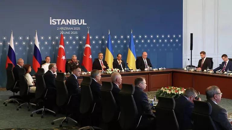 Российские СМИ – Москва меморандумом требует признания российскими территориями Крыма, Донецка, Луганска, Запорожья и Херсона