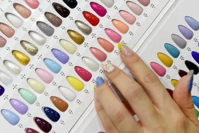 Евросоюз запретил TPO -  основной ингредиент гель-лаков, и призвал салоны избавиться от этой продукции