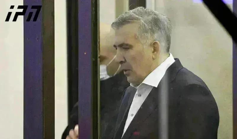 Суд обязал Михаила Саакашвили и Теймураза Джанашия выплатить в бюджет в пользу государства в общей сложности 9 миллионов лари