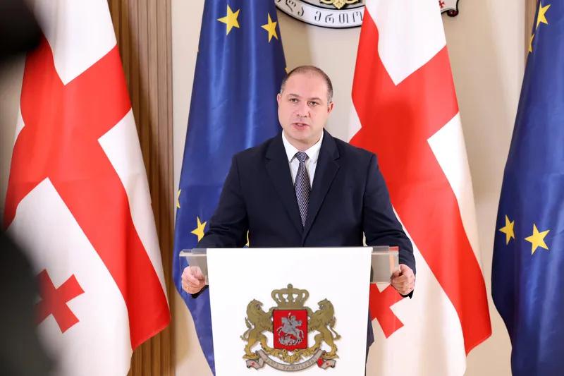 Министр образования - Прием иностранных студентов в государственные университеты, кроме исключительных случаев, будет невозможен – Иностранный студент, желающий учиться в Грузии, сможет поступить в частные вузы