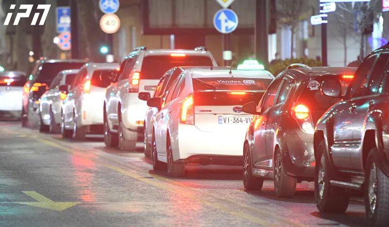 Согласно существующей на данный момент статистике, водительские права приостановлены у 35 445 водителей