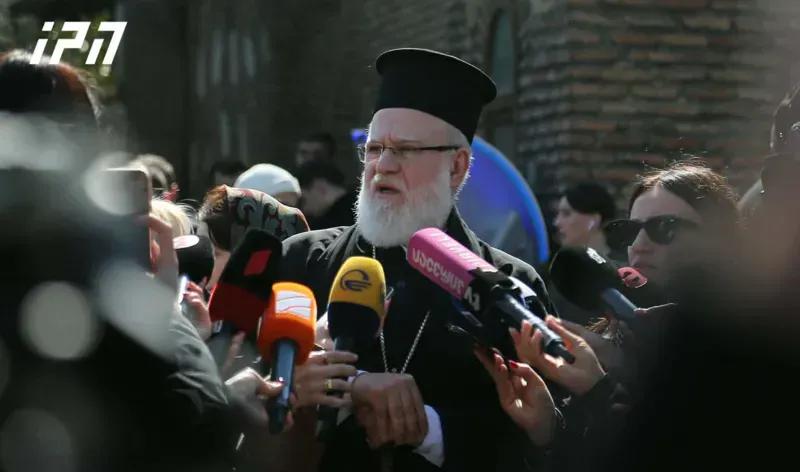 Владыка Зенон – У нас был разговор, и Патриарх сказал: «Я переживю из-за того, что будет после меня, ни одна власть и никто не должен вмешиваться в избрание следующего патриарха, это моё желание»