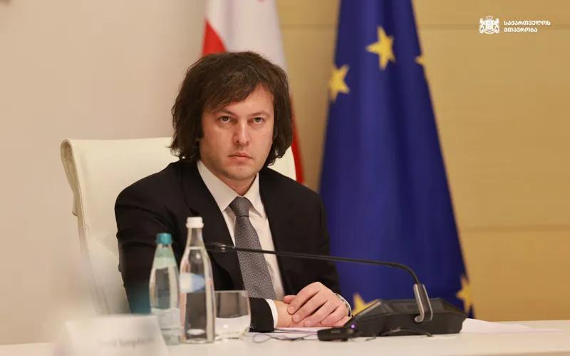 Премьер – Власти не должны вмешиваться в процесс избрания Патриарха, это дело Священного синода