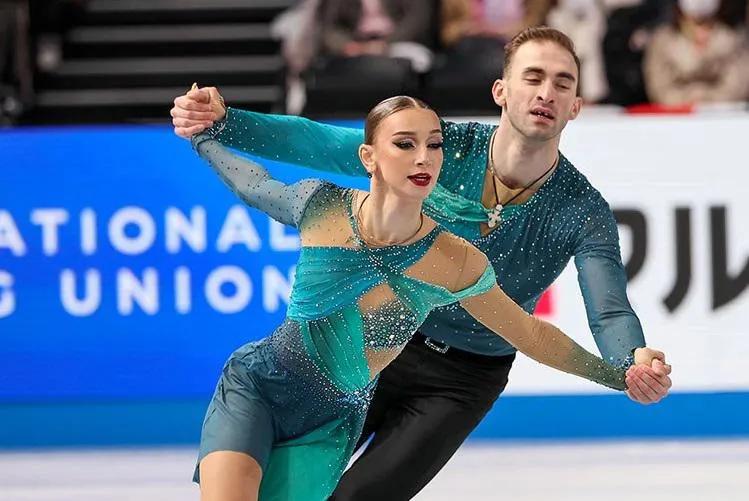 Впервые в истории представители Грузии - Анастасия Метелкина и Лука Берулава завоевали серебряные медали Чемпионата мира