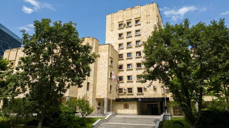 Прокуратура предъявила обвинение гражданину Азербайджана Эмину Алиеву, который задушил гражданку Азербайджана Фатиму Каримову в их общей квартире в Тбилиси