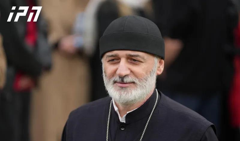 Протоиерей Андрия Джагмаидзе – Нам было известно о том, что основная часть средств, выделенных на похороны Патриарха, не была потрачена