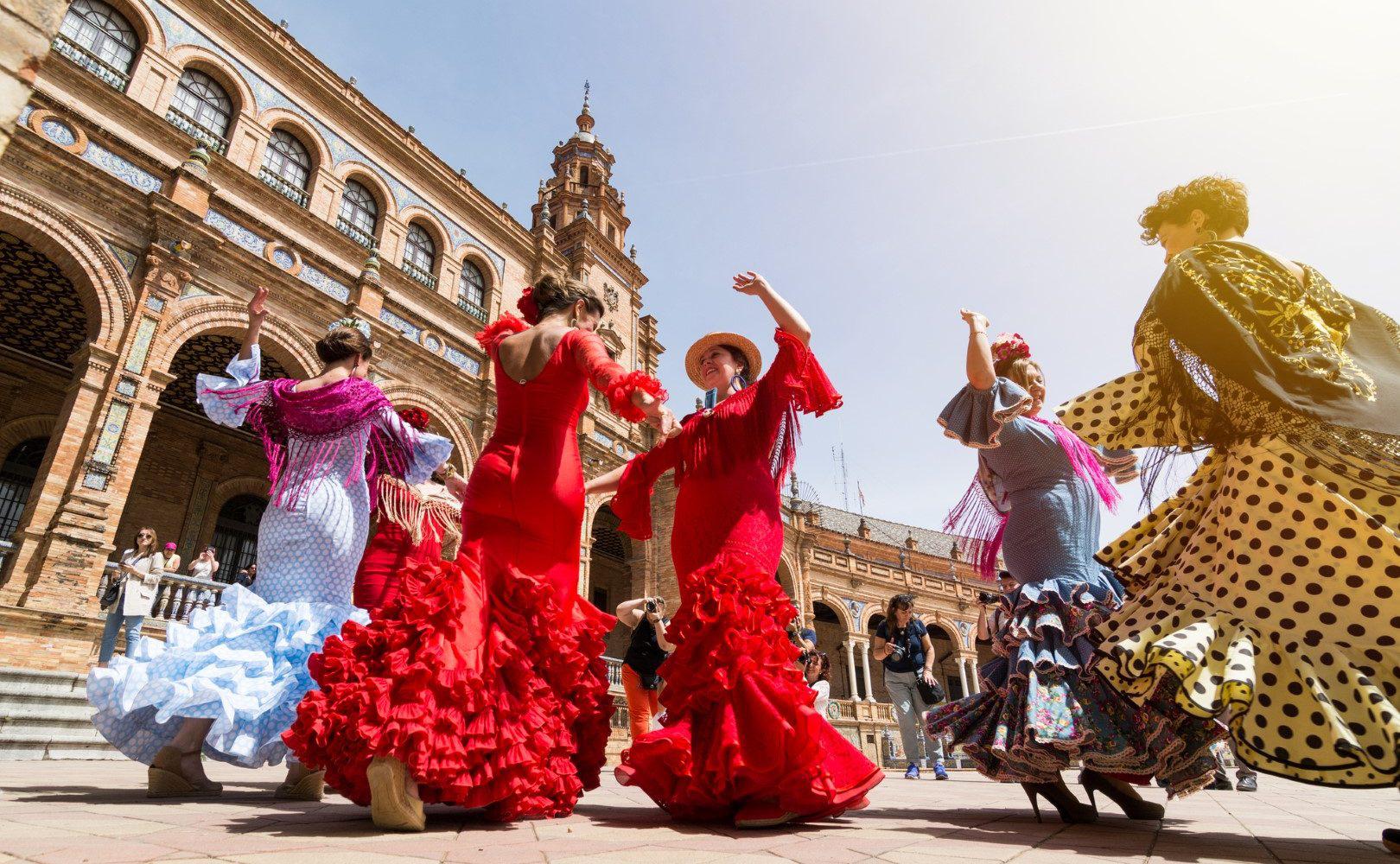 best-flamenco-shows-in-seville-spain-1-1620x1000-59883-1604337552.jpg