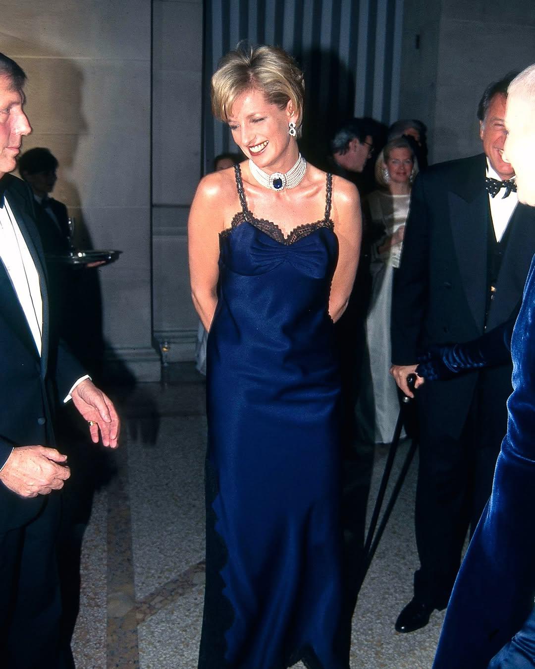 when-georgina-asked-me-to-dress-her-for-her-first-met-the-first-think-that-came-to-my-mind-was-princess-diana-for-her-first-met-wearing-a-john-galliano-slip-dress-as-the-dress-code-for-met-gala-this-8-48153-1746641524.jpg
